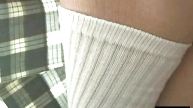 Busty Beauty همزمان توسط دو عضو داستان تصویری سکسی 2018 کنترل می شود