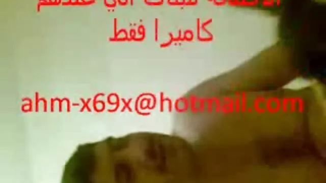 یک مادر بالغ با داستانسکسی مصور یک قنداق بزرگ عاشق سوار شدن بر اعضای عاشق خود است