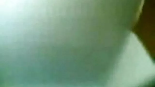یک هم اتاقی سبزه را در شکاف با نان های آبدار با جوراب ساق بلند و شورت کانال تلگرام داستان تصویری سکسی سیاه و سفید بدرقه می کند